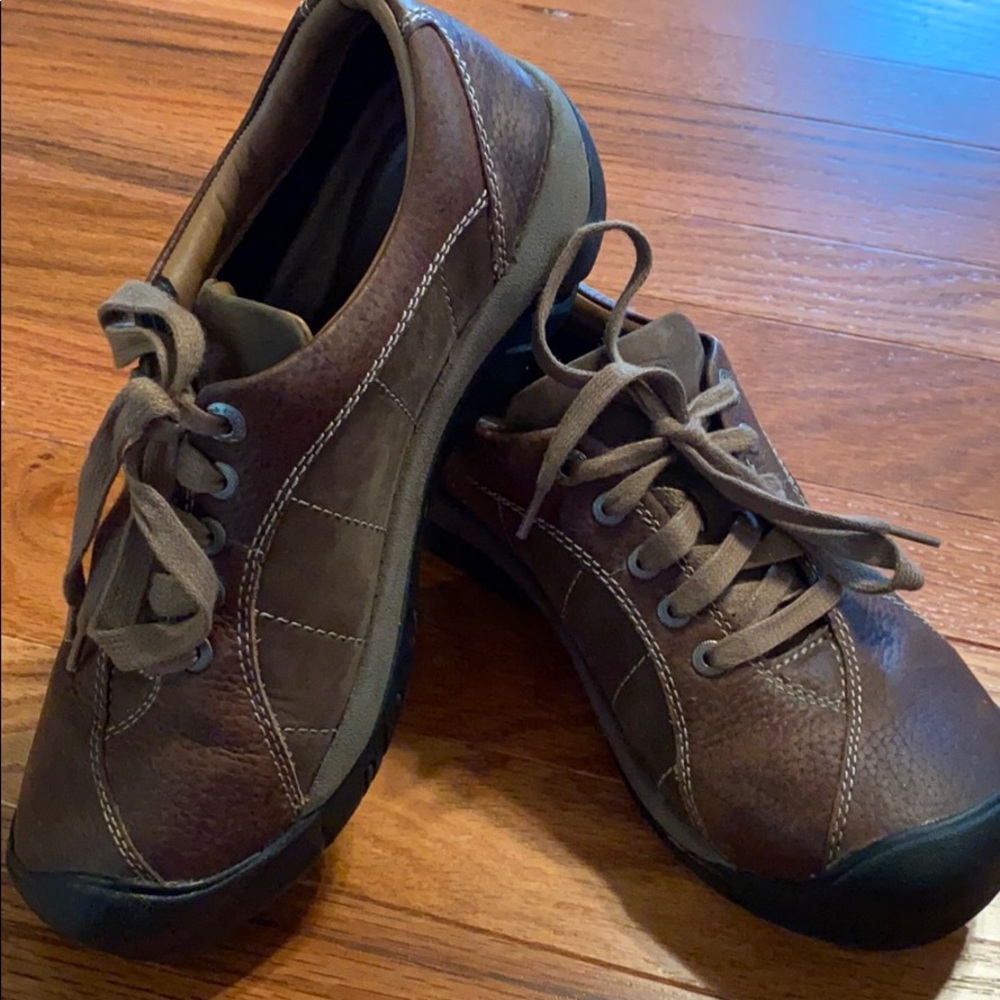 Keen hiking shoes